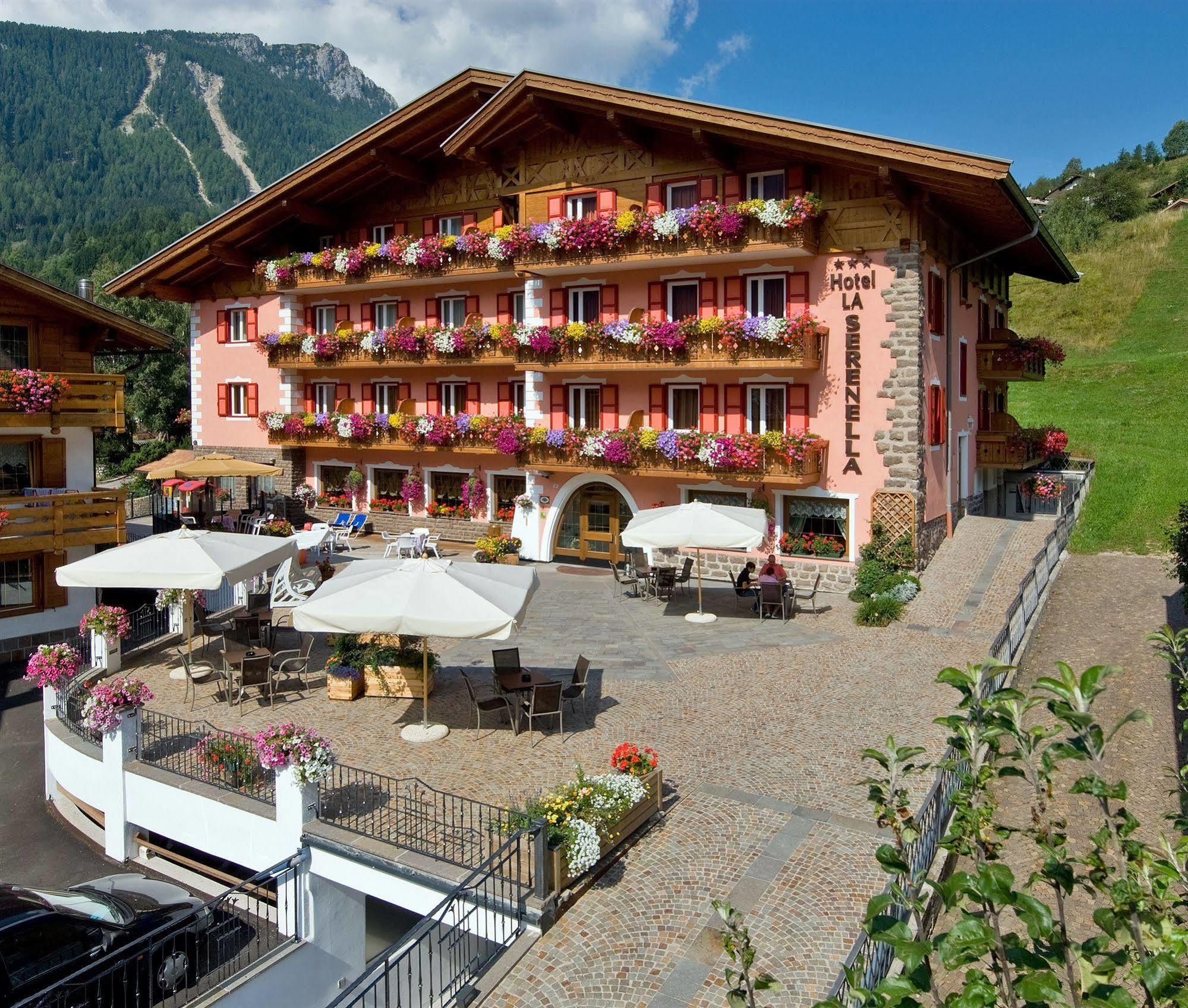 Hotel La Serenella Моэна Экстерьер фото